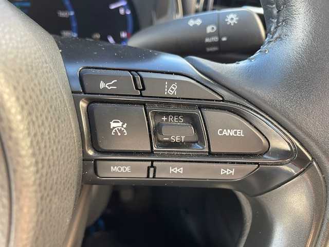 トヨタ ヤリスクロス Z 神奈川県 2022(令4)年 2.2万km ホワイトパールクリスタルシャイン ワンオーナー/バックカメラ/ウィンカーミラー/アイドリングストップ/クルーズコントロール/プッシュスタート/ETC