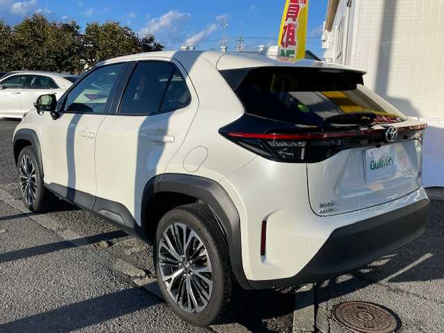 トヨタ ヤリスクロス Z 神奈川県 2022(令4)年 2.2万km ホワイトパールクリスタルシャイン ワンオーナー/バックカメラ/ウィンカーミラー/アイドリングストップ/クルーズコントロール/プッシュスタート/ETC
