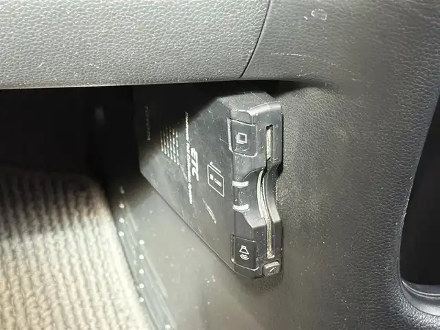 ホンダ Ｎ ＯＮＥ プレミアム Lパッケージ 三重県 2013(平25)年 6万km パープルⅡ ♪ワンオーナー/♪走行59119Km/スマートキー×2/プッシュスタート/純正オーディオ(CD/USB/AUX)/アイドリングストップ/純正14インチAW/HIDヘッドライト/フォグライト/オートライト/ウィンカーミラー/電格ミラー/革巻ステアリング/プライバシーガラス/フロアマット/ドアバイザー/ETC/カーテンエアバック