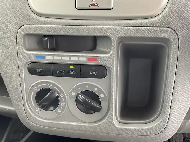 マツダ ＡＺ ワゴン XG 滋賀県 2009(平21)年 9.2万km ベージュ 純正オーディオ/・CD・AM/FM/5速MT/パワーステアリング/パワーウインドウ/純正フロアマット/電動格納ミラー/ETC/Wエアバッグ/リモコンキー