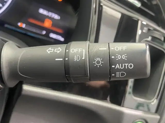 ホンダ シャトル ハイブリッド Z ホンダセンシング 鹿児島県 2020(令2)年 4.9万km クリスタルブラックパール 禁煙車　/ホンダセンシング　/純正８インチナビ　/バックカメラ　/追従型クルーズコントロール　/前席シートヒーター　/ＬＥＤヘッドライト/オートライト/ETC/純正アルミホイール/純正フロアマット/前後ドライブレコーダー/パドルシフト/革巻きステアリング