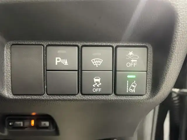 ホンダ シャトル ハイブリッド Z ホンダセンシング 鹿児島県 2020(令2)年 4.9万km クリスタルブラックパール 禁煙車　/ホンダセンシング　/純正８インチナビ　/バックカメラ　/追従型クルーズコントロール　/前席シートヒーター　/ＬＥＤヘッドライト/オートライト/ETC/純正アルミホイール/純正フロアマット/前後ドライブレコーダー/パドルシフト/革巻きステアリング