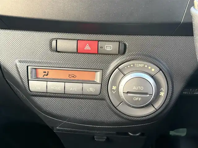 ダイハツ タント エグゼ カスタムRS 大分県 2011(平23)年 9.7万km クリムゾンブラッククリスタルマイカ ・ナビ(AUX/CD/BT/USB)/・スマートキー/・オートエアコン/・ETC/・ドアバイザー/・フロアマット/・純正アルミホイール