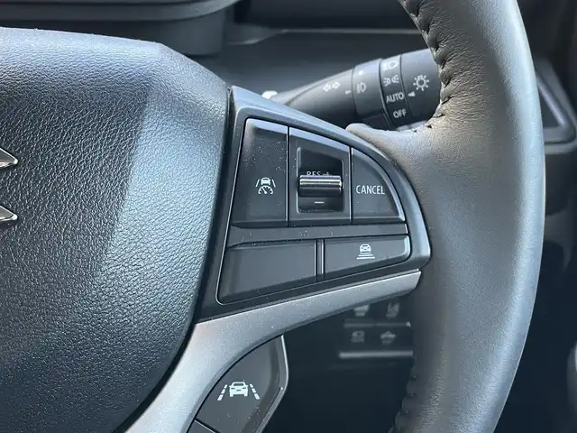 スズキ ソリオ HV MZ 東京都 2025(令7)年 0.2万km スーパーブラックパール 9インチ純正ナビ/フルセグTV/Bluetooth/全方位モニター/両側電動スライドドア/運転席/助手席シートヒーター/ヘッドアップディスプレイ/ナビ連動前後ドライブレコーダー/スズキセーフティサポート/・衝突被害軽減ブレーキ/・車線逸脱抑制・ふらつき防止/・先行車発進お知らせ機能/・アダプティブクルーズコントロール/・ブラインドスポットモニター/ETC2.0/LEDライト/純正フロアマット/純正サイドバイザー/リアサーキュレーター/スマートキー