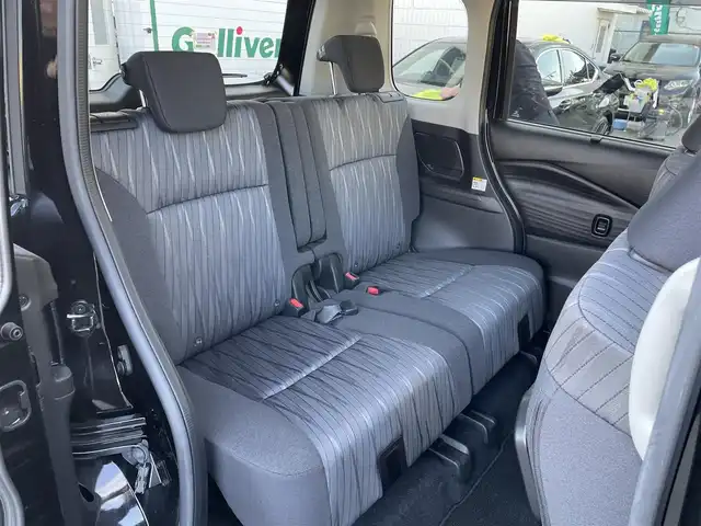 スズキ ソリオ HV MZ 東京都 2025(令7)年 0.2万km スーパーブラックパール 9インチ純正ナビ/フルセグTV/Bluetooth/全方位モニター/両側電動スライドドア/運転席/助手席シートヒーター/ヘッドアップディスプレイ/ナビ連動前後ドライブレコーダー/スズキセーフティサポート/・衝突被害軽減ブレーキ/・車線逸脱抑制・ふらつき防止/・先行車発進お知らせ機能/・アダプティブクルーズコントロール/・ブラインドスポットモニター/ETC2.0/LEDライト/純正フロアマット/純正サイドバイザー/リアサーキュレーター/スマートキー