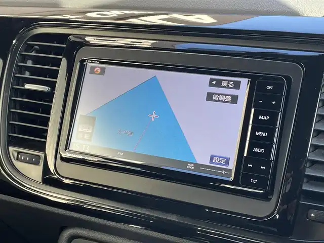 フォルクスワーゲン ザ・ビートル 長野県 2015(平27)年 5万km 白 ストラーダナビ/ 地デジTV/ バックカメラ/ CD/DVD/ bluetooth/ AUX/ HIDヘッドライト/ スマートキー/ プッシュスタート/ ETC/ 純正16インチAW