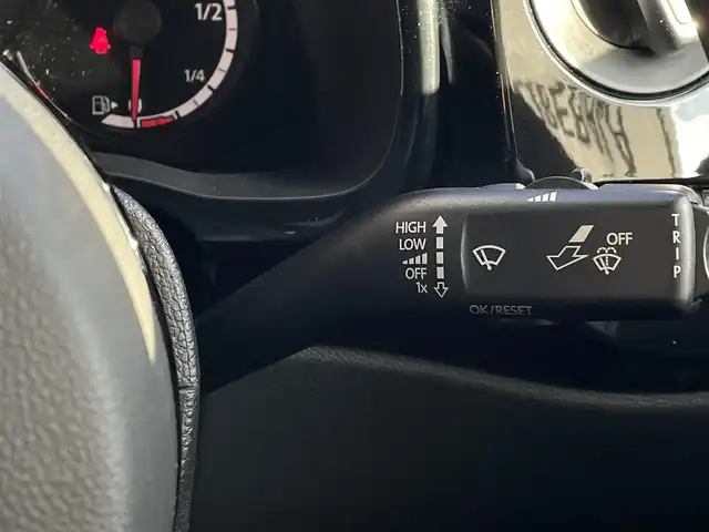 フォルクスワーゲン ザ・ビートル 長野県 2015(平27)年 5万km 白 ストラーダナビ/ 地デジTV/ バックカメラ/ CD/DVD/ bluetooth/ AUX/ HIDヘッドライト/ スマートキー/ プッシュスタート/ ETC/ 純正16インチAW