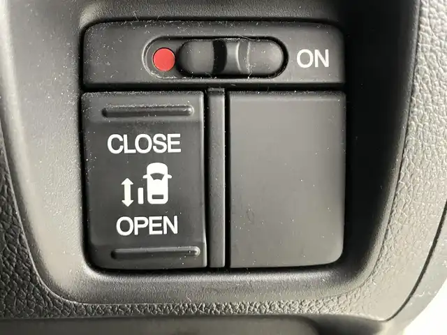 ホンダ Ｎ ＢＯＸ カスタム G Lパッケージ 福島県 2017(平29)年 9万km プレミアムホワイトパールⅡ 社外ケンウッドナビ/・ワンセグTV/・CD.SDUSB.AUX/バックカメラ/片側パワースライドドア/ビルトインETC/ステアリングスイッチ/サマータイヤ積込み（純正AW付）/プッシュスタート/スマートキー/社外AW/HIDヘッドライト/HIDフォグライト/オートライト/純正フロアマット