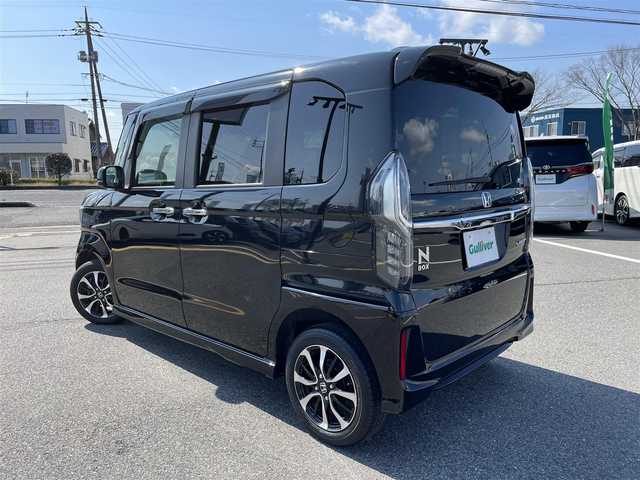 ホンダ Ｎ ＢＯＸ カスタム G L ホンダセンシング 鳥取県 2020(令2)年 1.3万km クリスタルブラックパール ４・Ｗ・Ｄ/社外ナビ／フルセグ／ＤＶＤ／ＣＤ／ＢＴ/バックカメラ/ビルトインＥＴＣ/前後ドライブレコーダー/ホンダセンシング/レーダークルーズコントロール/レーンキープアシスト/前席シートヒーター /片側パワースライド/ＬＥＤヘットライト/フォグライト /オートライト /プッシュエンジンスタート/純正アルミホイール/フロアマット/ドアバイザー