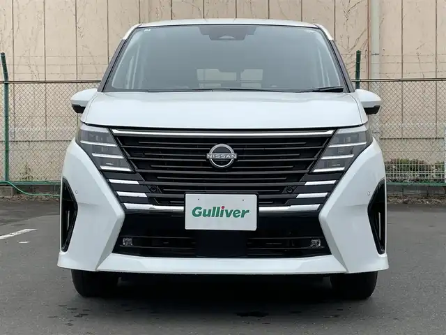 日産 セレナ e－パワー ハイウェイスター V 東京都 2025(令7)年 0.1万km未満 プリズムホワイト 登録済未使用車/純正ナビ/アラウンドビューモニター/デジタルルームミラー/エマージェンシーブレーキ/車線逸脱警報/プロパイロット/ハンズフリーオートスライドドア/ＥＴＣ/ワイヤレス充電器