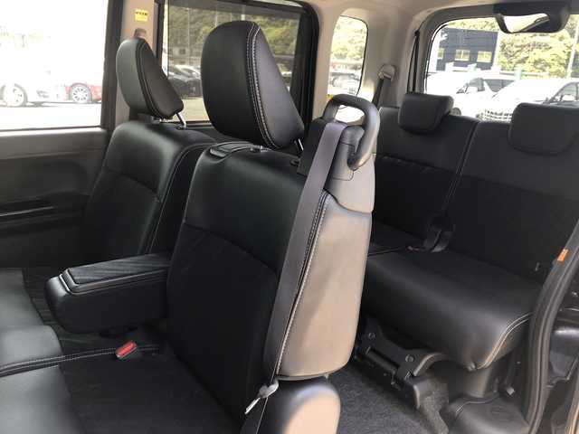ダイハツ タント カスタム X トップED SA Ⅲ 愛媛県 2018(平30)年 6.6万km メテオライトグレーイリュージョナルP 社外ナビ(AVIC-RW302)/・CD/DVD/ワンセグTV/SD/全方位モニター/・バックカメラ/両側パワースライドドア/スマートアシスト3/・衝突警報/・衝突軽減ブレーキ/・車線逸脱警報/・誤発進抑制(前後)/・先行車発進お知らせ/・オートハイビーム /前方ドライブレコーダー/ETC/リアコーナーセンサー/LEDオートライト/2列目サンシェード/純正アルミホイール/純正フロアマット/ドアバイザー/スマートキー/・スペアキー/取扱説明書/保証書