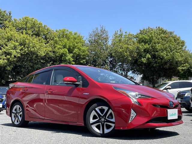 トヨタ プリウス A プレミアム　ツーリングセレ 東京都 2016(平28)年 6.9万km エモーショナルレッド 純正メモリナビ（DSZT-YC4T）/・フルセグTV/DVD/Bluetoothオーディオ/バックカメラ/本革シート/・前席シートヒーター/Toyota Safety Sense P/・プリクラッシュセーフティシステム/・レーンディパーチャーアラート（ステアリング制御付）/・オートマチックハイビーム/・レーダークルーズコントロール（全車速追従機能付）/ブラインドスポットモニター/カラーヘッドアップディスプレイ/AC100V1500W/LEDヘッドランプ/フロアマット/保証書/スペアキー
