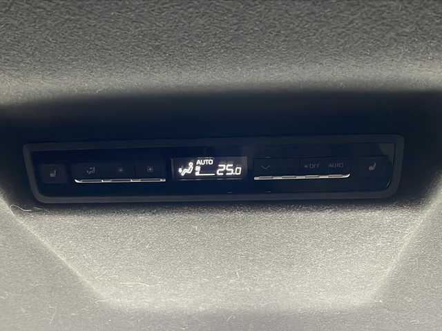 トヨタ ヴォクシー ハイブリッド S－Z 茨城県 2023(令5)年 6万km ホワイトパールクリスタルシャイン セーフティセンス/快適利便パッケージ/モデリスタエアロ/純正ディスプレイオーディオ/　　BT/フルセグ/HDMI/バックカメラ/両側パワースライドドア/パワーバックドア/レーダークルーズコントロール/LEDオートライト/オートマチックハイビーム/ハーフレザーシート/シートヒーター /純正17インチアルミホイール/ステアリングヒーター/ステアリングスイッチ/電子パーキングブレーキ/ブレーキホールド/スマートキー/ETC2.0
