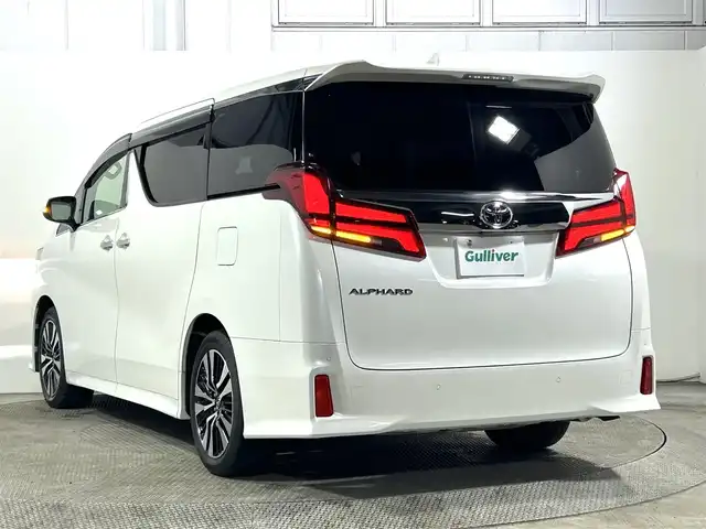 トヨタ アルファード S Cパッケージ 大阪府 2018(平30)年 3.1万km ホワイトパールクリスタルシャイン ＪＢＬプレミアムサウンド　　３６０カメラ　純正フリップダウンモニター　デジタルインナーミラー　ＢＳＭ　衝突軽減ブレーキ　レーダークルーズコントロール　ＥＴＣ　ＡＣ１００Ｖ電源　ステアリングヒーター
