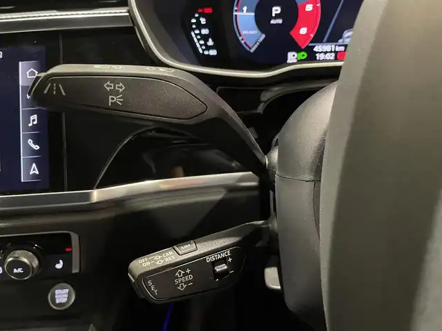 アウディ Ｑ３ SB 35TDIクワトロ Sライン 愛知県 2020(令2)年 4.6万km グレー アシスタンスＰＫＧ　/バーチャルコクピット　/純正ナビ　/３６０度カメラ　/ＡｐｐｌｅＣａｒＰｌａｙ　/Ｂｌｕｅｔｏｏｔｈ　/フルセグＴＶ　/シートヒーター　/ＡＣＣ　/ＡＰＳ　/ＡＳＡ　/ＬＫＡ　/ワイヤレスチャージ/プッシュスタート/アイドリングストップ/ETC２．０/LEDヘッドライト