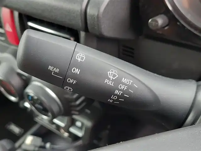 スズキ ジムニー XC 東京都 2025(令7)年 0.2万km ミディアムグレー 社外9インチディスプレイオーディオ/バックカメラ/ビルトインETC/クルーズコントロール/衝突軽減システム/レーントレーシングアシスト/コーナーセンサー/シートヒーター/LEDヘッドライト/スマートキー/純正16インチAW