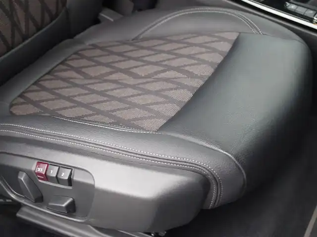 ＢＭＷ Ｘ１ xDrive 18d xライン 埼玉県 2020(令2)年 1.5万km アルピンホワイトⅢ ブラックハーフレザーシート /アダプティブクルーズコントロール /インテリジェントセーフティ /パークディスタンスコントロール /コンフォートアクセス /バックカメラ /ETC /iDriveナビ /シートポジションメモリー機能