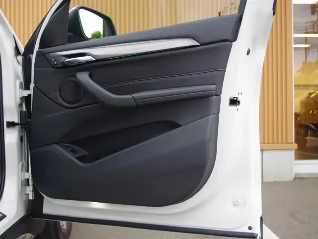 ＢＭＷ Ｘ１ xDrive 18d xライン 埼玉県 2020(令2)年 1.5万km アルピンホワイトⅢ ブラックハーフレザーシート /アダプティブクルーズコントロール /インテリジェントセーフティ /パークディスタンスコントロール /コンフォートアクセス /バックカメラ /ETC /iDriveナビ /シートポジションメモリー機能