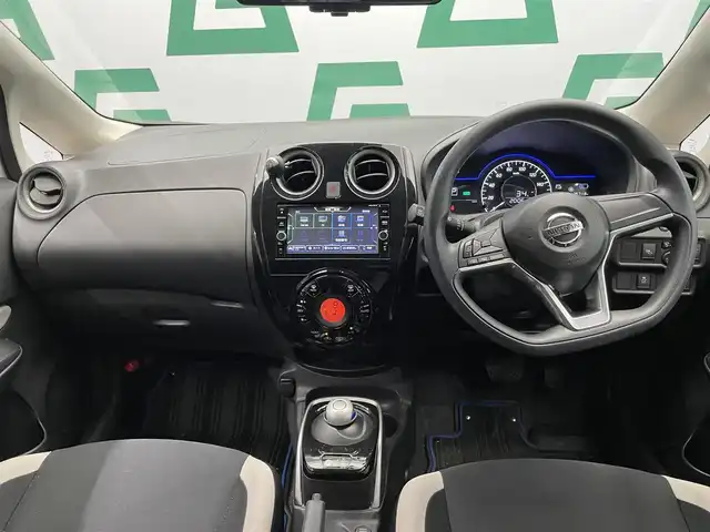 日産 ノート e－パワー X 鹿児島県 2018(平30)年 7.7万km ホワイト 純正ＳＤナビ【ＭＭ３１８Ｄ－Ｗ】　/フルセグＴＶ　/全方位カメラ　/ステアリングリモコン　/デジタルインナーミラー　/ＬＥＤヘッドライト　/オートマチックハイビーム　/ドライブレコーダー　/ＥＴＣ　/電動格納ミラー/禁煙車