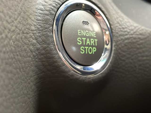 レクサス ＧＳ 430 道央・札幌 2006(平18)年 9.4万km シルバーM ・サンルーフ/・レザーシート/・前席シートヒーター/・前席エアシート/・前席パワーシート/・横滑り防止装置/・純正HDDナビ/・バックカメラ /・クルーズコントロール/・HIDヘッドライト/・リヤフォグライト/・フォグライト/・純正18インチAW/・ETC