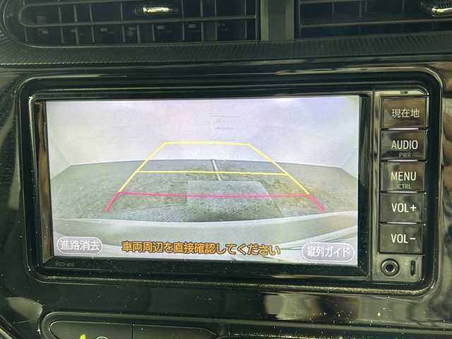 トヨタ アクア クロスオーバー 沖縄県 2018(平30)年 3.7万km ライムホワイトパールクリスタルシャイン 県外仕入　/禁煙車　/純正7インチナビ（ワンセグ，ＢＴ，ＣＤ／ＤＶＤ，ラジオ）　/バックカメラ　/ハーフレザーシート　/ルーフレール　/純正フロアマット　/ビルドインＥＴＣ　/ドライブレコーダー/純正16インチアルミホイール　/リモコンキー