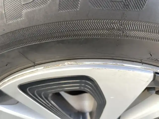 トヨタ プリウス ＰＨＶ S ナビパッケージ 愛知県 2017(平29)年 5.3万km スピリテッドアクアメタリック 純正SDメモリーナビ/バックカメラ/フルセグTV/ETC2.0/Bluetooth/USB/AUX接続/シートヒーター（D/N）/純正フロアマット/純正15インチアルミホイール（キャップあり）/レーダークルーズコントロール/LEDヘッドライト/オートマチックハイビーム/コーナーセンサー/横滑り防止装置/衝突軽減ブレーキ/レーンキープアシスト/純正ドライブレコーダー（前）/ステアリングヒーター/スマートキー/プッシュスタート