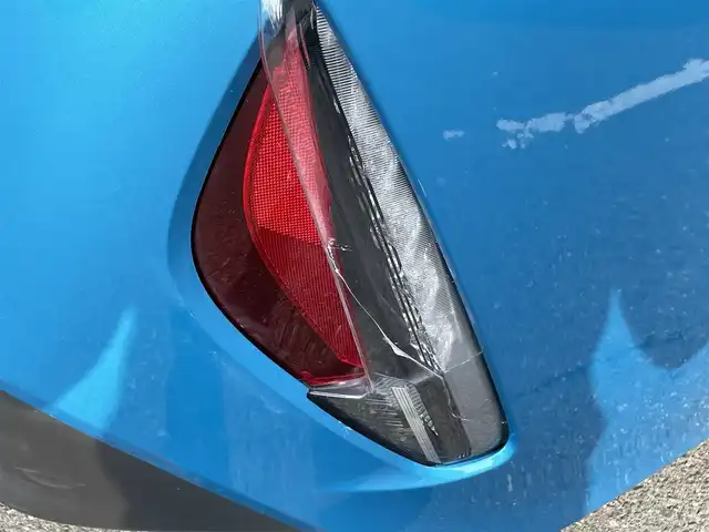 トヨタ プリウス ＰＨＶ S ナビパッケージ 愛知県 2017(平29)年 5.3万km スピリテッドアクアメタリック 純正SDメモリーナビ/バックカメラ/フルセグTV/ETC2.0/Bluetooth/USB/AUX接続/シートヒーター（D/N）/純正フロアマット/純正15インチアルミホイール（キャップあり）/レーダークルーズコントロール/LEDヘッドライト/オートマチックハイビーム/コーナーセンサー/横滑り防止装置/衝突軽減ブレーキ/レーンキープアシスト/純正ドライブレコーダー（前）/ステアリングヒーター/スマートキー/プッシュスタート