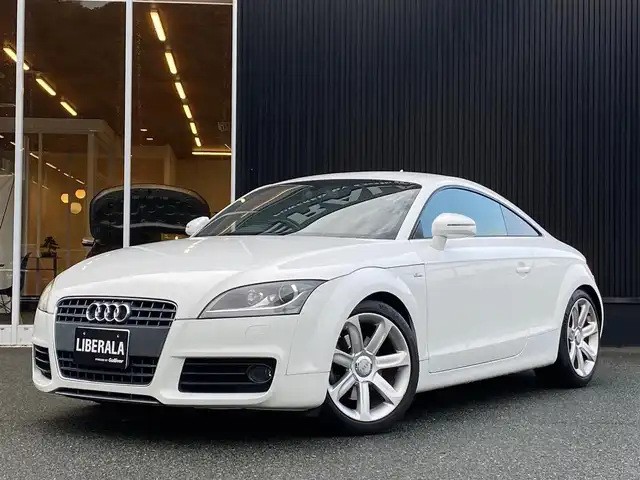 アウディ ＴＴクーペ 2．0 TFSI Sラインパック 福岡県 2010(平22)年 11.6万km アイビスホワイト 純正ナビ/CD/DVD/Bluetooth/SD/TV/ETC/黒半革シート/パワーシート/パドルシフト/純正18インチアルミホイール/オートライト/HIDヘッドライト/純正フロアマット/保証書/取扱説明書