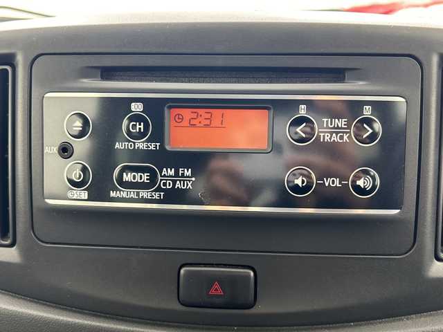 ダイハツ ミラ イース Xf SA 道央・札幌 2014(平26)年 5.8万km コットンアイボリー ・４ＷＤ/・純正オーディオ（CD/AUX）/・衝突被害軽減ブレーキ/・横滑り防止装置/・盗難防止装置/・ＥＴＣ/・エコアイドル/・電動格納ミラー/・Ｗエアバック/・リモコンキー/・スペアキー（１本）/・積込スタッドレスタイヤ社外ＡＷ（２セット）