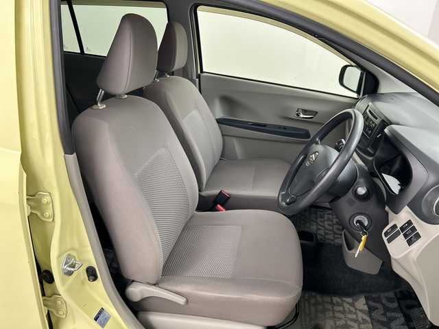 ダイハツ ミラ イース Xf SA 道央・札幌 2014(平26)年 5.8万km コットンアイボリー ・４ＷＤ/・純正オーディオ（CD/AUX）/・衝突被害軽減ブレーキ/・横滑り防止装置/・盗難防止装置/・ＥＴＣ/・エコアイドル/・電動格納ミラー/・Ｗエアバック/・リモコンキー/・スペアキー（１本）/・積込スタッドレスタイヤ社外ＡＷ（２セット）