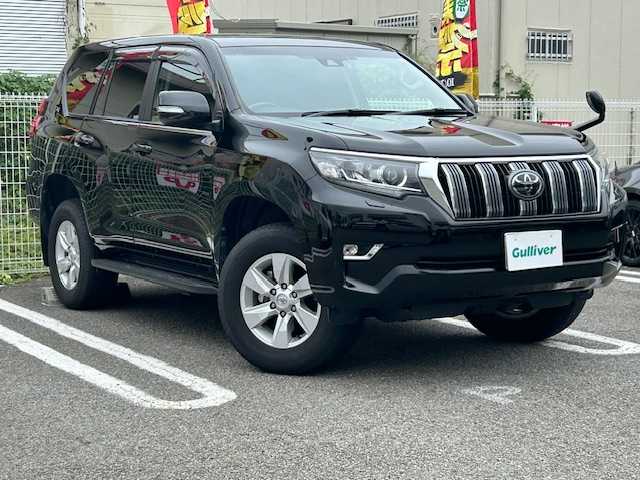 トヨタ ランドクルーザー プラド TX Lパッケージ 兵庫県 2018(平30)年 5.1万km ブラック ワンオーナー/7人乗り/4WD/純正9型ナビ/CD/DVD/フルセグTV/Bluetooth/バックカメラ/セーフティセンスP/レーダークルーズコントロール/LEDヘッドランプ/LEDフロントフォグランプ/黒革シート/前席シートヒーター/エアシート/パワーシート/クリアランスソナー/バックソナー/ビルトインETC/電動格納サードシート/リバース連動ドアミラー/電動オート格納機能/保証書/取説/スペアキー1本