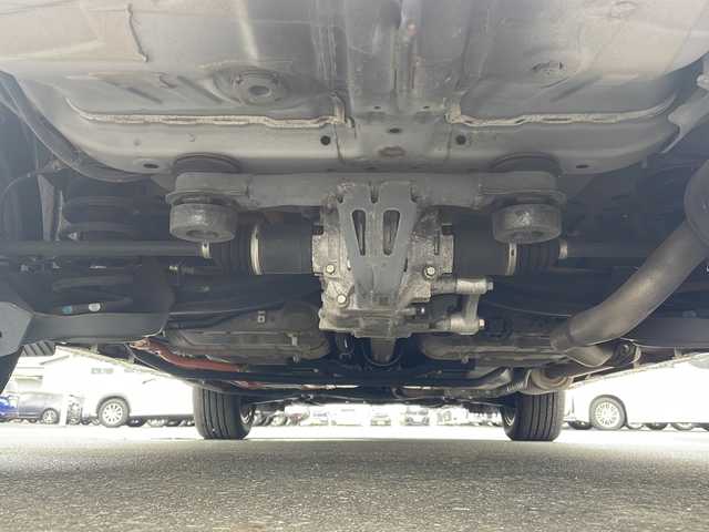 ホンダ ヴェゼル ハイブリッド Z ホンダセンシング 岩手県 2017(平29)年 4.6万km プレミアムクリスタルレッドM 純正メモリナビ/AM/FM/CD/DVD/Bluetooth/バックカメラ/ビルトインETC/ドライブレコーダー/クルーズコントロール/衝突被害軽減ブレーキ/レーンキープアシスト/横滑り防止装置/アイドリングストップ/シートヒーター/オートライト/LEDヘッドライト/フォグランプ/スマートキー/プッシュスタート/電動格納ミラー/純正17インチAW/純正フロアマット/純正ドアバイザー/保証書HDDナビ