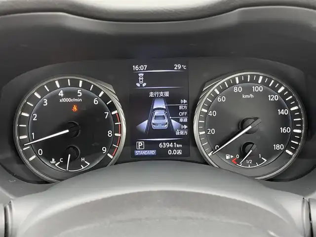 日産 スカイライン 400R 群馬県 2020(令2)年 6.4万km 紺 安全性能/・インテリジェントクルーズコントロール/・エマージェンシーブレーキ/・後側方衝突防止支援/・車線逸脱警報/・車線逸脱防止支援/純正メモリナビ/　　Bluetooth/フルセグ/CD/DVD/    FM/AM/USB/MusicBox/サンルーフ/BOSEサウンド/アラウンドビューモニター/赤ブレーキキャリパー/黒レザーシート/前席パワーシート/前席シートヒーター/オートLEDヘッドライト/フォグランプ/パドルシフト/前方ドライブレコーダー/ビルドインETC2.0