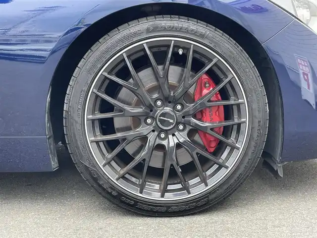 日産 スカイライン 400R 群馬県 2020(令2)年 6.4万km 紺 安全性能/・インテリジェントクルーズコントロール/・エマージェンシーブレーキ/・後側方衝突防止支援/・車線逸脱警報/・車線逸脱防止支援/純正メモリナビ/　　Bluetooth/フルセグ/CD/DVD/    FM/AM/USB/MusicBox/サンルーフ/BOSEサウンド/アラウンドビューモニター/赤ブレーキキャリパー/黒レザーシート/前席パワーシート/前席シートヒーター/オートLEDヘッドライト/フォグランプ/パドルシフト/前方ドライブレコーダー/ビルドインETC2.0