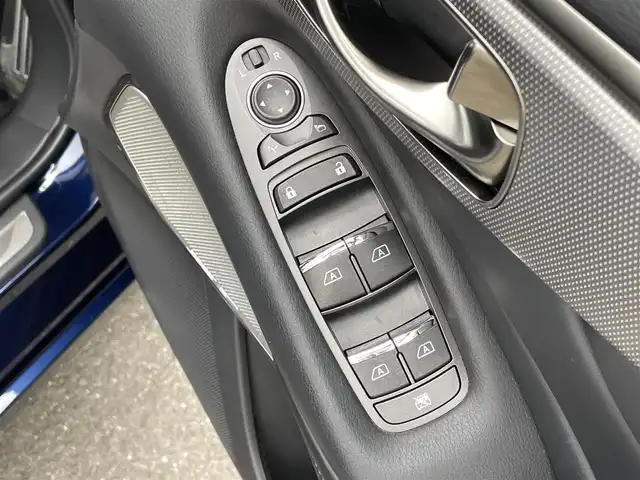 日産 スカイライン 400R 群馬県 2020(令2)年 6.4万km 紺 安全性能/・インテリジェントクルーズコントロール/・エマージェンシーブレーキ/・後側方衝突防止支援/・車線逸脱警報/・車線逸脱防止支援/純正メモリナビ/　　Bluetooth/フルセグ/CD/DVD/    FM/AM/USB/MusicBox/サンルーフ/BOSEサウンド/アラウンドビューモニター/赤ブレーキキャリパー/黒レザーシート/前席パワーシート/前席シートヒーター/オートLEDヘッドライト/フォグランプ/パドルシフト/前方ドライブレコーダー/ビルドインETC2.0