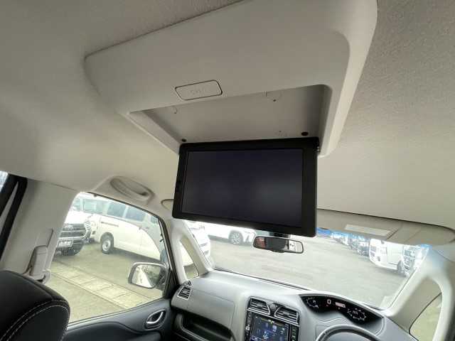 日産 セレナ ハイウェイスター Aセーフティ 岩手県 2014(平26)年 8.4万km ブリリアントホワイトパール 純正SDナビ/フリップダウンモニター/4WD/片側パワースライドドア/クルーズコントロール/電動格納ミラー/バックカメラ/WAC/アイドリングストップ/全方位カメラ