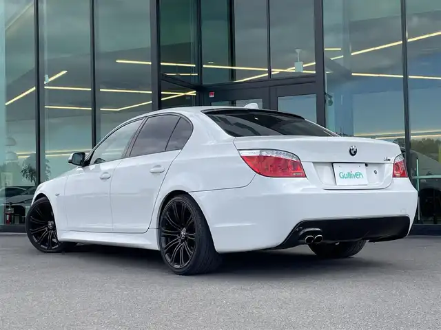 ＢＭＷ ５２５ｉ Mスポーツ 東京都 2010(平22)年 13.4万km 白 純正ナビ/バックカメラ/ETC/ハーフレザーシート/パワーシート/HIDヘッドライト/スマートキー/プッシュスタート