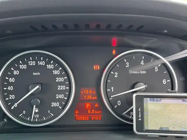 ＢＭＷ ５２５ｉ Mスポーツ 東京都 2010(平22)年 13.4万km 白 純正ナビ/バックカメラ/ETC/ハーフレザーシート/パワーシート/HIDヘッドライト/スマートキー/プッシュスタート