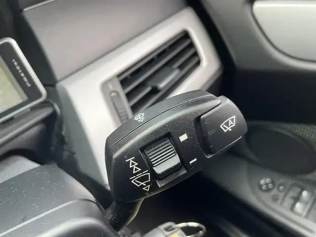 ＢＭＷ ５２５ｉ Mスポーツ 東京都 2010(平22)年 13.4万km 白 純正ナビ/バックカメラ/ETC/ハーフレザーシート/パワーシート/HIDヘッドライト/スマートキー/プッシュスタート