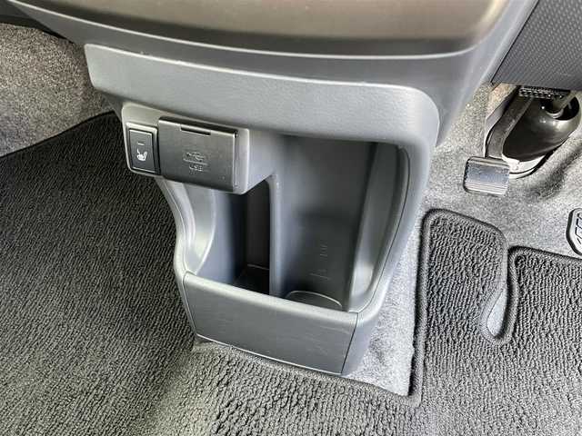 スズキ ハスラー Jスタイル Ⅱ 大分県 2017(平29)年 5.6万km ブルーイッシュブラックパール ワンオーナー/メーカーオプションナビ 【フルセグ/DVD/BTオーディオ】/全方位カメラ/ハーフレザー調シート/純正15インチアルミホイール/衝突被害軽減システム/レーンアシスト/ビルトインETC /HIDヘッドライト/LEDフォグランプ/オートライト/ステアリングリモコン/エンジンプッシュスタート/レザーステアリング/チルトステアリング/前席シートヒーター/運転席シートリフター/ウインカーミラー/アイドリングストップ/横滑り防止装置/リアプライバシーガラス/フロアマット/電動格納ミラー/Wエアバッグ/ABS/スマートキー×2/保証書/車両取説/ナビ取説