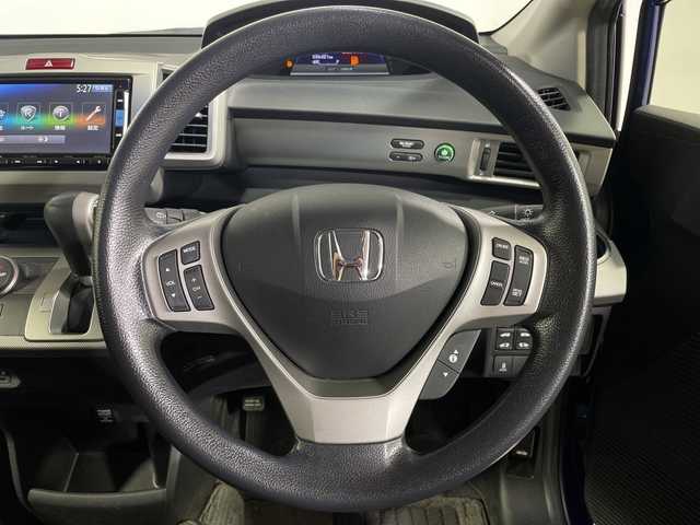 ホンダ フリード ハイブリット ジャストセレクション 神奈川県 2014(平26)年 3.7万km コバルトブルーパール 純正ナビ【VXM-152VFi】/Bluetooth CD DVD フルセグ /両側スライドドア/バックカメラ/ETC/クルーズコントロール/スマートキー/純正15インチAW/横滑り防止装置/アイドリングストップ/オートライト/電格格納ミラー/ウィンカーミラー/フロアマット/スペアキー