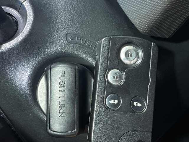 ホンダ フリード ハイブリット ジャストセレクション 神奈川県 2014(平26)年 3.7万km コバルトブルーパール 純正ナビ【VXM-152VFi】/Bluetooth CD DVD フルセグ /両側スライドドア/バックカメラ/ETC/クルーズコントロール/スマートキー/純正15インチAW/横滑り防止装置/アイドリングストップ/オートライト/電格格納ミラー/ウィンカーミラー/フロアマット/スペアキー