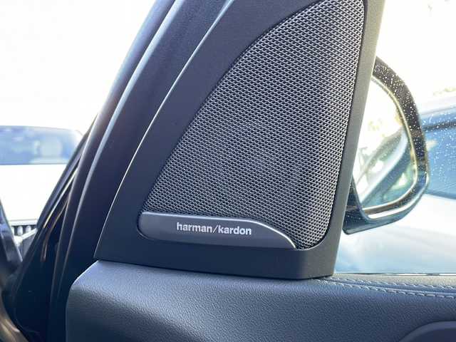 ＢＭＷ ＢＭＷ Ｘ５ xDrive 40d Mスポーツ 東京都 2025(令7)年 0.7万km カーボンブラックM ワンオーナー/新車時保証書　取扱説明書/ドライビングアシスト/緊急時のブレーキ・アシスト/ステアリング&レーン・コントロール・アシスト/ACC（アクティブ・クルーズ・コントロール）/レーン・チェンジ・ウォーニング＆レーン・チェンジ・アシスト/パーキング・アシスト/純正ナビ/フルセグTV/USB/BT/AppleCarplay/360度カメラ　ETC/ハーマンカードンオーディオ/純正ドライブレコーダー【前後】/ヘッドアップディスプレイ/パワーシート【フロントメモリー＆マッサージ付】/レザーシート　パノラマガラスサンルーフ/シートヒーター/ベンチレーター/カーボンファイバートリム/LEDヘッドライト/オートライト/パワーバックドア/スマートキー×２/デジタルカードキー×１/ブルーキャリパー/純正22インチアルミ