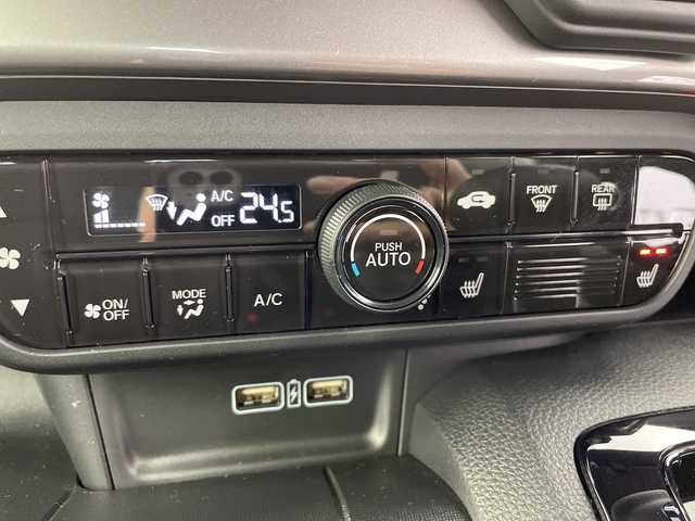 ホンダ Ｎ ＷＧＮ L スタイル+ビター 富山県 2024(令6)年 0.3万km プレミアムサンライトホワイトパール ワンオーナー/社外ナビ【AVIC-RZ812】/（AM/FM/CD/DVD/SD/USB/BT）/フルセグTV/バックカメラ/鉄チン付き夏タイヤ積込/衝突被害軽減ブレーキ/アダプティブクルーズコントロール/レーンキープアシスト/オートマチックハイビーム/LEDヘッドライト/リアパーキングセンサー/ハーフレザーシート/前席シートヒーター/スマートキー×２/プッシュスタート/アイドリングストップ/純正フロアマット/ドアバイザー/取扱説明書/保証書