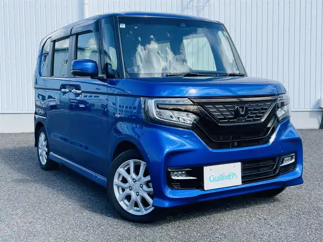 ホンダ Ｎ ＢＯＸ カスタム G L ターボ ホンダセンシング 熊本県 2019(令1)年 1.6万km 青 純正SDナビ（VXU-195NBI）/・AM/FM/CD/DVD/SD/Bluetooth/USB/・フルセグTV/・バックカメラ/ビルトインETC/・先行車発進お知らせ機能/・路外逸脱抑制機能/・レーンキープアシスト/・衝突被害軽減システム/・横滑り防止装置/・標識認識機能/・クルーズコントロール（追従あり）/ドライブレコーダー/両側パワースライドドア/オートライト/プッシュスタート/・スマートキー/・スペアキー/ステアリングスイッチ/電動格納ミラー/・ウィンカーミラー/後席サンシェード/Wエアバック＋サイド