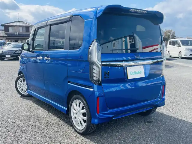 ホンダ Ｎ ＢＯＸ カスタム G L ターボ ホンダセンシング 熊本県 2019(令1)年 1.6万km 青 純正SDナビ（VXU-195NBI）/・AM/FM/CD/DVD/SD/Bluetooth/USB/・フルセグTV/・バックカメラ/ビルトインETC/・先行車発進お知らせ機能/・路外逸脱抑制機能/・レーンキープアシスト/・衝突被害軽減システム/・横滑り防止装置/・標識認識機能/・クルーズコントロール（追従あり）/ドライブレコーダー/両側パワースライドドア/オートライト/プッシュスタート/・スマートキー/・スペアキー/ステアリングスイッチ/電動格納ミラー/・ウィンカーミラー/後席サンシェード/Wエアバック＋サイド