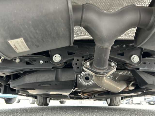 レクサス ＵＸ 250h Fスポーツ 大阪府 2021(令3)年 5.9万km ソニックチタニウム １オーナー　ＴＲＤマフラー＆エアロ　３眼ＬＥＤライト　ナビ　全方位カメラ　サンルーフ　ＰＣＳ　ＢＳＭ　ＨＵＤ　前席シートヒーター＆エアシート　パワーシート　パワーバックドア　前後ドラレコ　ＥＴＣ２．０/ワンオーナー/純正ナビ/全方位カメラ/サンルーフ/ETC2.0/前後ドラレコ/ブラインドスポットモニター/ヘッドアップディスプレイ/レーダークルーズコントロール/TRDフルエアロ/TRDマフラー/D+N席シートヒーター/D+N席エアーシート/ステリングヒーター/D+N席パワーシート/パワーバックドア/パドルシフト/三眼LEDヘッドライト/フォグランプ/衝突被害軽減システム/スマートキー