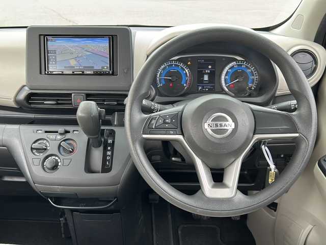 日産 デイズ S 富山県 2020(令2)年 2.7万km スターリングシルバーM 禁煙／社外メモリナビ／フルセグ／バックカメラ／スマートキー/アイドリングストップ