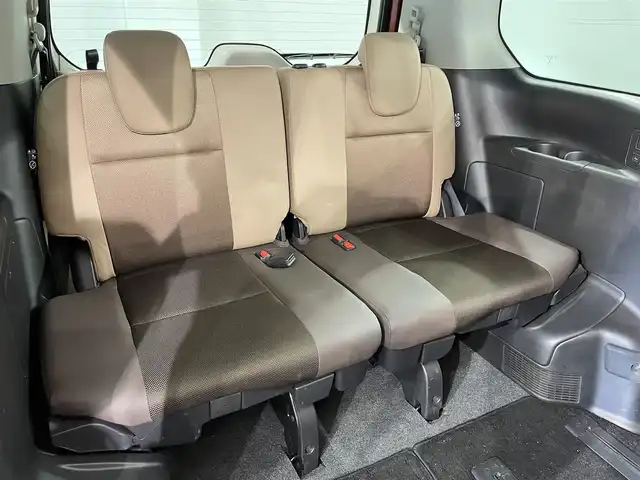 日産 セレナ ハイウェイスター Vセレクション 愛知県 2017(平29)年 4.1万km マルーンレッド 2トーン 純正９インチＳＤナビ　/（FM/AM/SD/Bluetooth/フルセグTV/CD・DVD・ブルーレイ再生）/純正フリップダウンモニター　/ブラウンハーフレザーシート/セーフティパックＢ　/　　-衝突軽減ブレーキ　/　　-車線逸脱警報/　　-歩行者検知/　　-アクティブクルーズコントロール（ACC)/　　-アラウンドビューモニター　/プロパイロット　/両側パワースライドドア　/デジタルインナーミラー/ビルトインＥＴＣ　/ドライブレコーダー/LEDヘッドライト/純正16インチアルミホイール