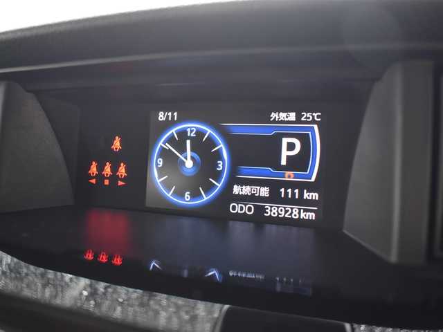 ダイハツ トール カスタムG 大分県 2020(令2)年 3.9万km パールホワイトⅢ 社外ナビ【CN-RA06WD】/　CD/DVD/フルセグTV/BT/パノラマモニター/両側パワースライドドア/スマートキー/プッシュスタート/スマートアシスト/　・衝突警報機能（対車両・対歩行者）/　・衝突回避支援ブレーキ機能/　・ブレーキ制御付き誤発進抑制機能/　・車線逸脱警報機能/　・路外逸脱警報/　・ふらつき警報/　・先行車発進お知らせ機能/　・全車速追従機能付きACC/革巻きステアリング/ステアリングスイッチ/純正LEDヘッドライト/純正14インチアルミ/コーナーセンサー/ETC/保証書/取扱説明書